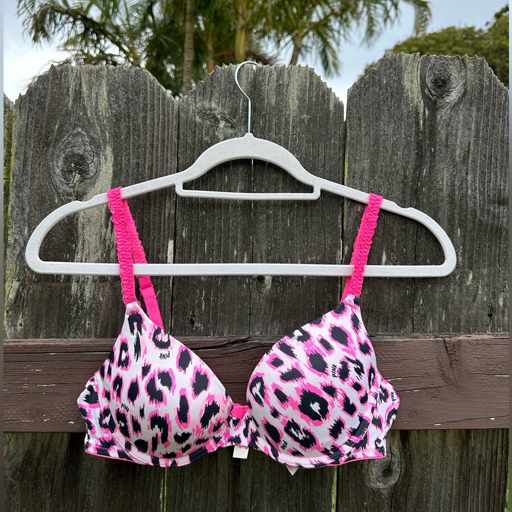 PINK Victoria’s Secret Leopard Print Bra Size 36A New Condition, Used